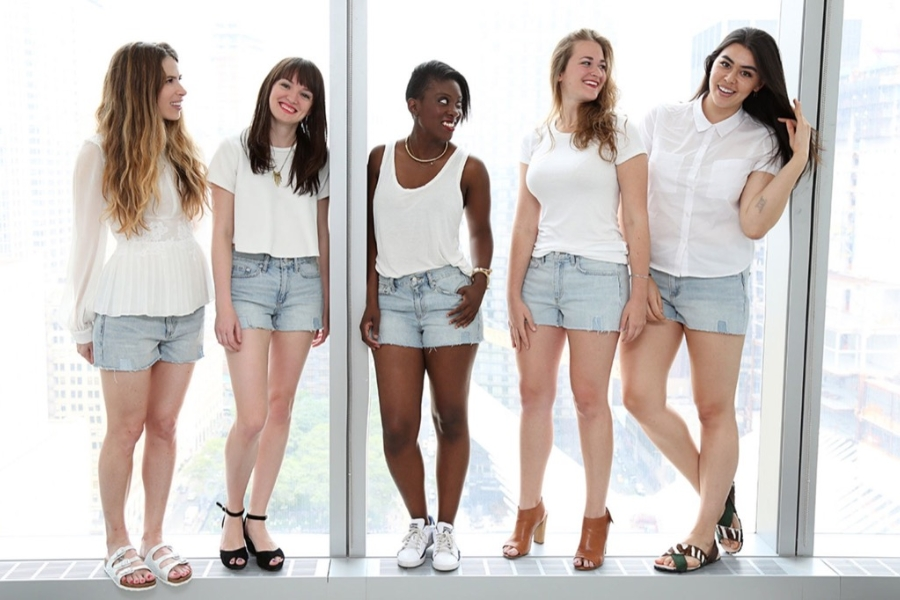 tendenza di pantaloncini da donna